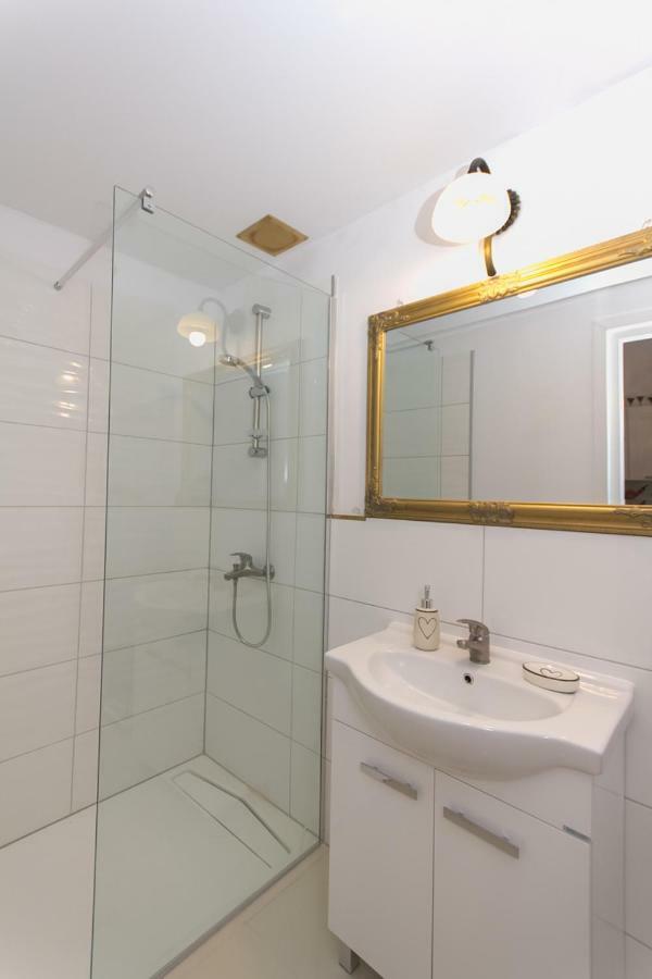 Sloneczne Apartamenty 斯维诺乌伊希切 外观 照片